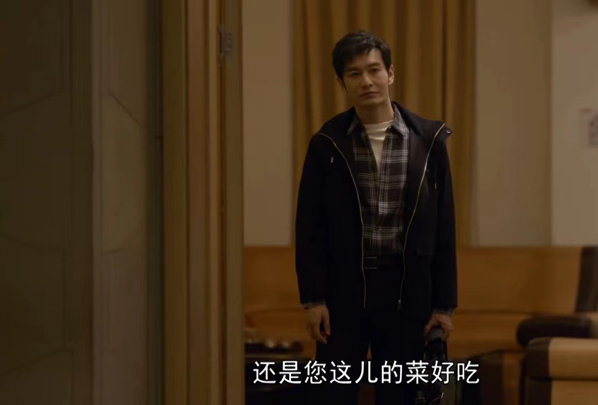 顾念|《玫瑰之战》25、26集:丰盛追求者登场,颜值高级,顾念输得不冤