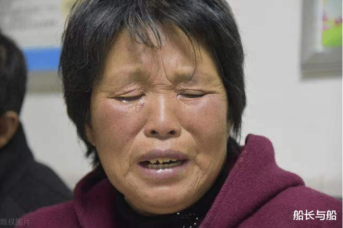 我待儿媳如亲生,如今她让儿子月月给钱,就是不愿接我养老
