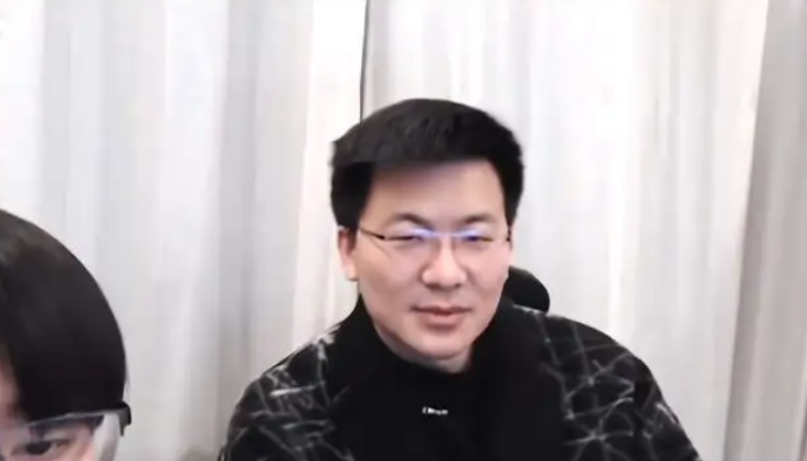 教练|XYG主教练风君下课,压力太大真顶不住,生死战换上零胜率的折夕