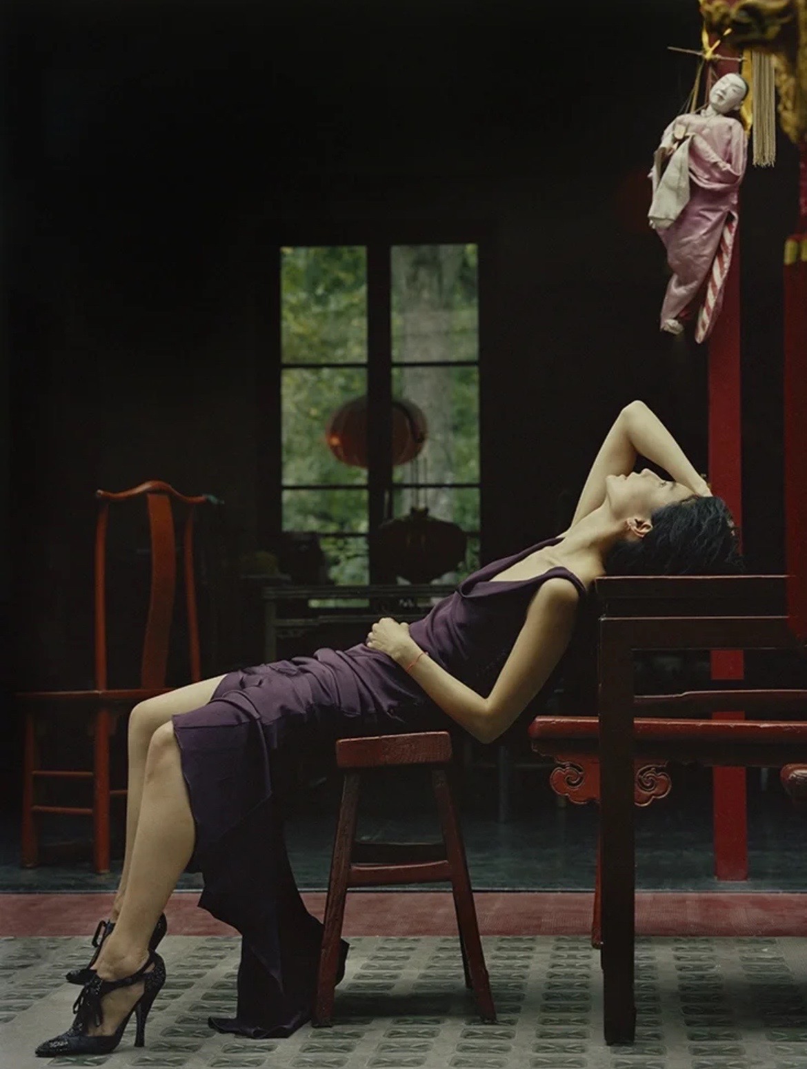 57岁张曼玉久违亮相身材骨感瘦，还是你心目中的“港风女神”吗