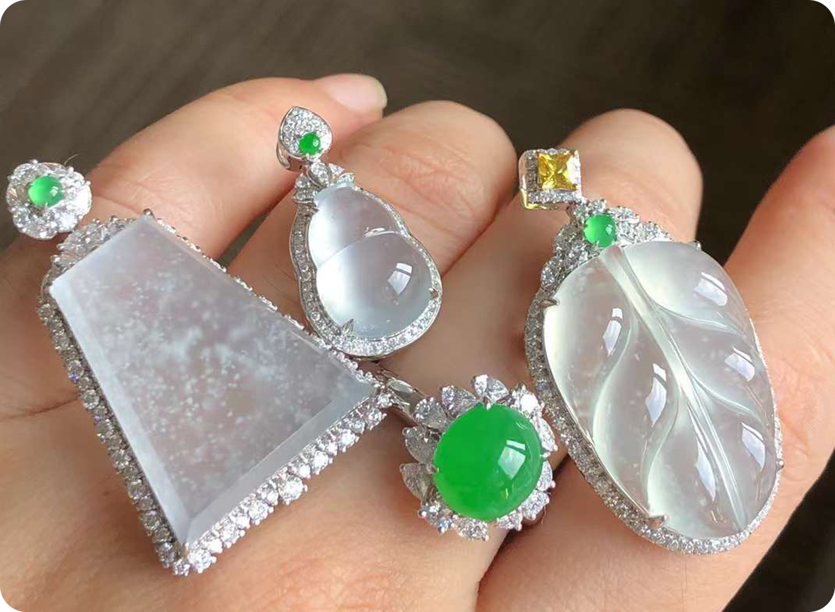 翡翠|玉挂件玉吊坠的历史发展、如何选择玉挂件、玉器挂件精品欣赏，看这一篇就够了