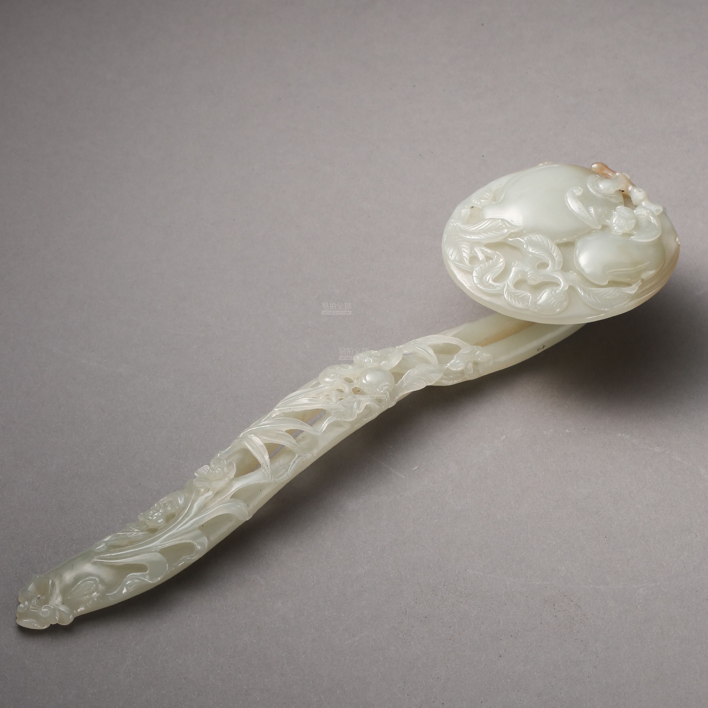 古董|现在回农村好收古董吗?