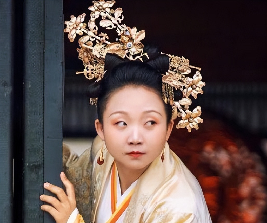 赵丽颖|赵丽颖新剧选角遭质疑，宣璐饰演其母，辣目洋子出演仙界美人