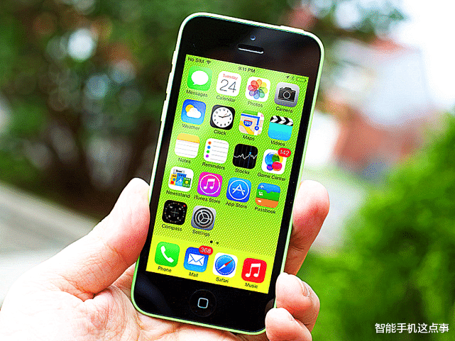 iPhone|四部比较“失败”的iPhone手机,你踩过哪个坑?