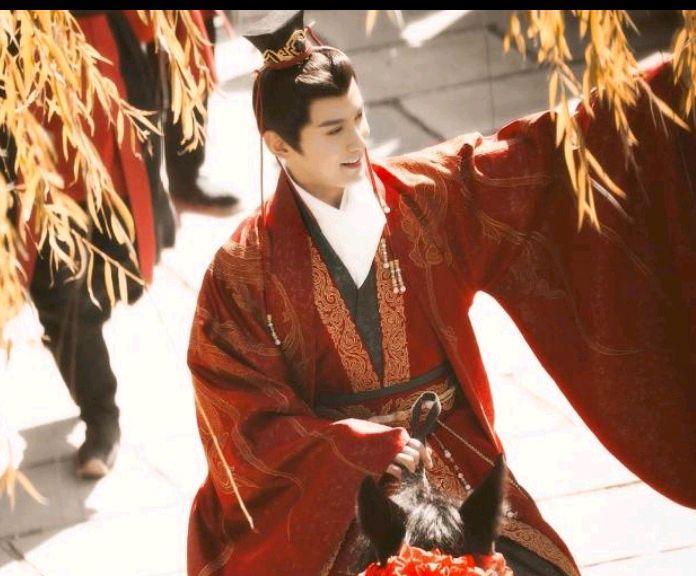 杀青|又一部好剧杀青！女主是第一美人，男主人设天花板，又狠狠期待住