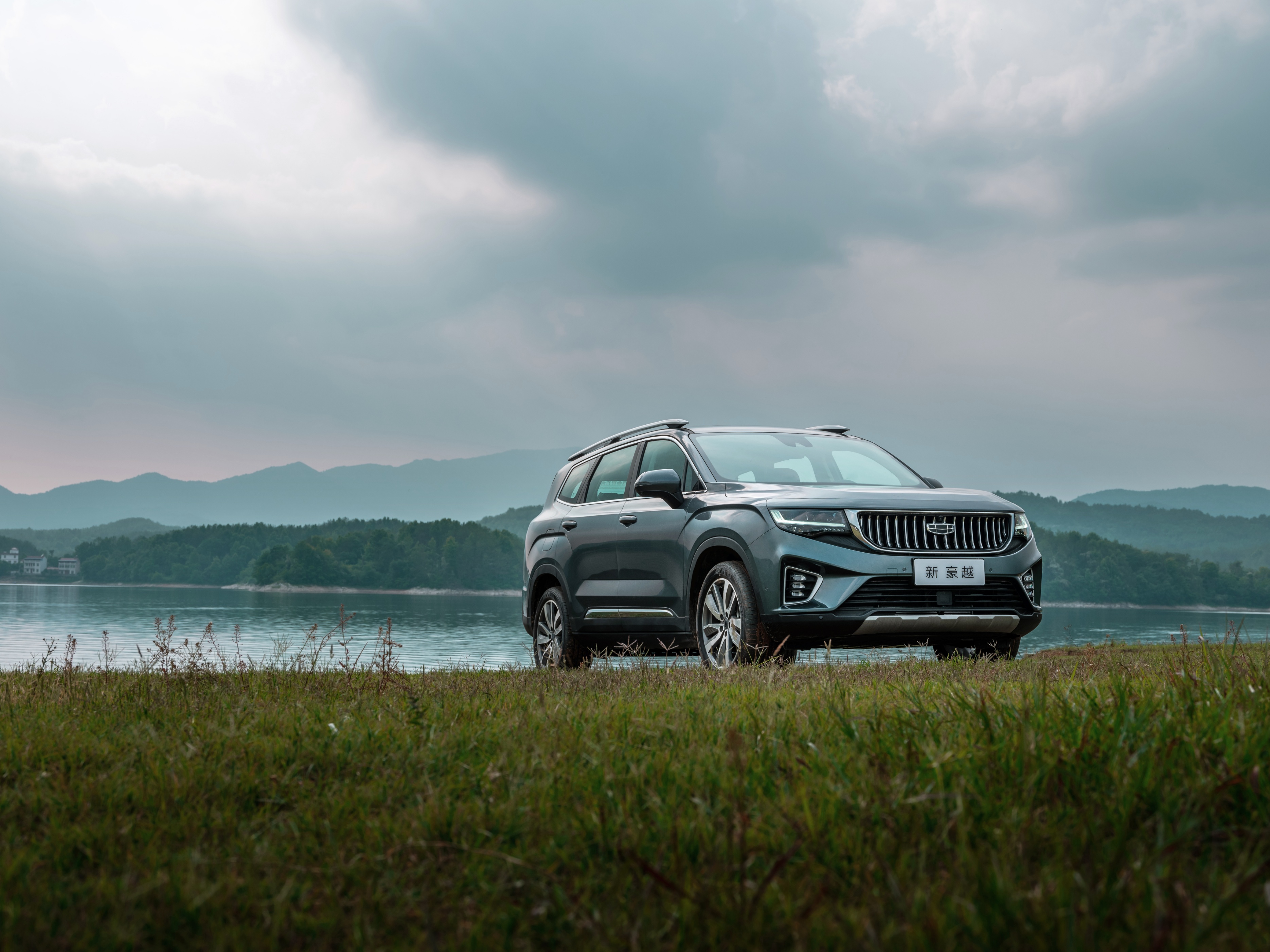 吉利汽车|跟着天元邓刚，一起盘盘吉利新豪越这个“钓鱼佬快乐车”吧