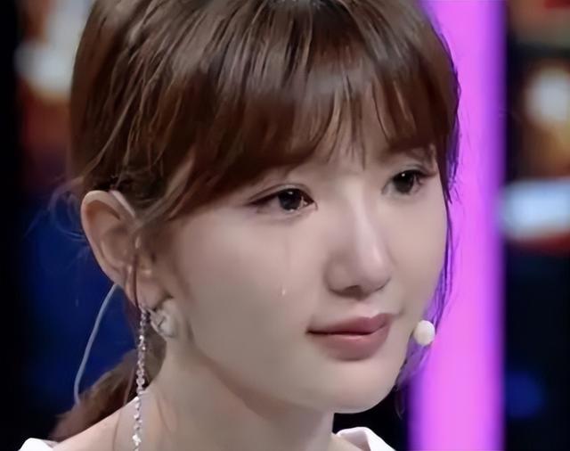 毛晓彤|毛晓彤:原生家庭受过苦难,婚姻里唯唯诺诺,也换不来老公的忠诚