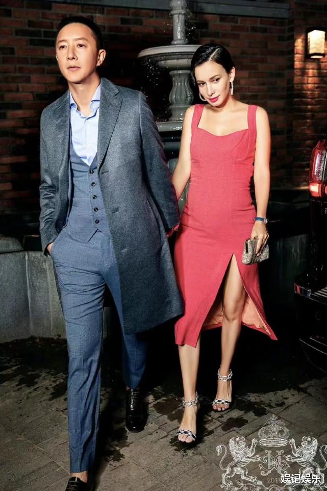 |卢靖姗官宣怀孕，肚子已经硕大，韩庚装“假孕肚”陪老婆超有爱