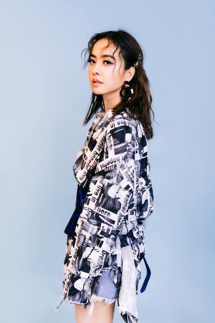 小姐姐|要求台湾明星表明立场是“道德绑架”？某些网友的言论，是在偷换概念