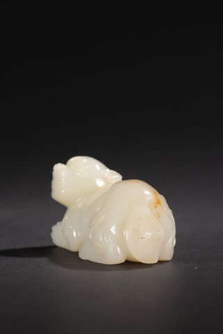|清代-和田玉貔貅瑞兽雕件