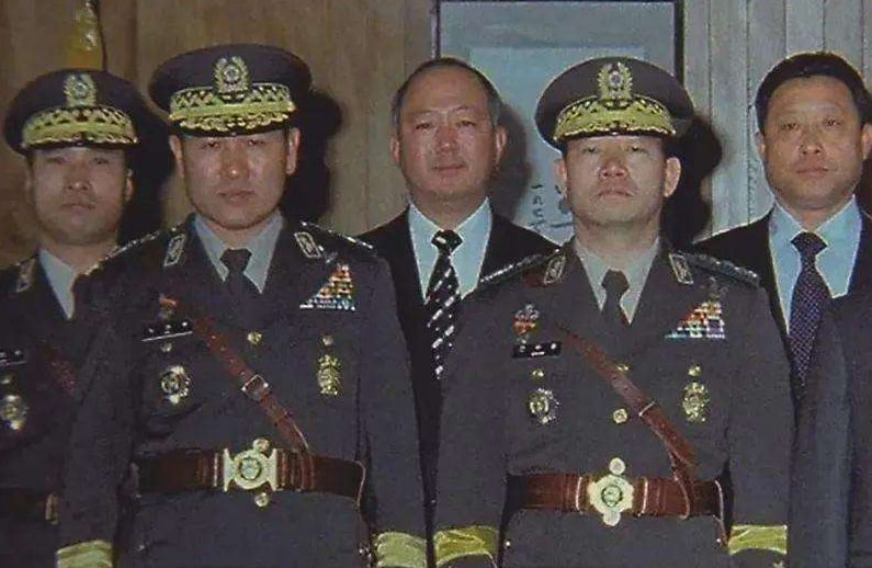 清原果耶|酷似全斗焕 韩国当红男星被青瓦台封杀十年 晚年靠特型演员逆袭