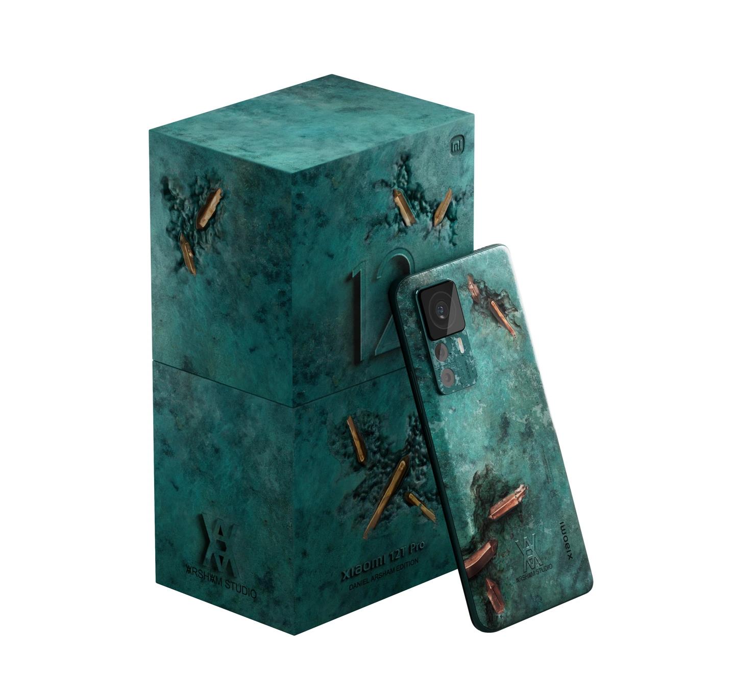 小米科技|这是我见过最一言难尽的小米手机，售价 6599 元，限量 2000 台