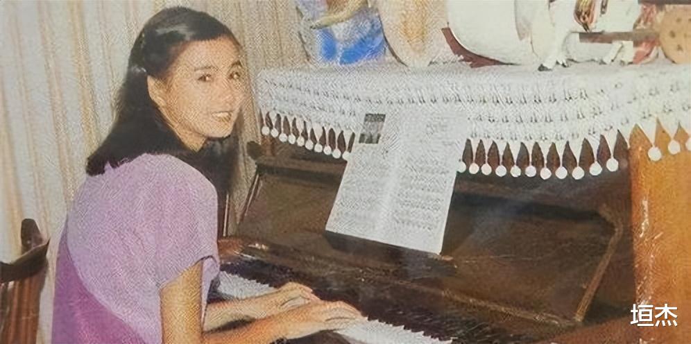 豪门|彭雪芬:拒绝成龙追求,当红时嫁入豪门遭冷眼,孤身救夫地位逆袭