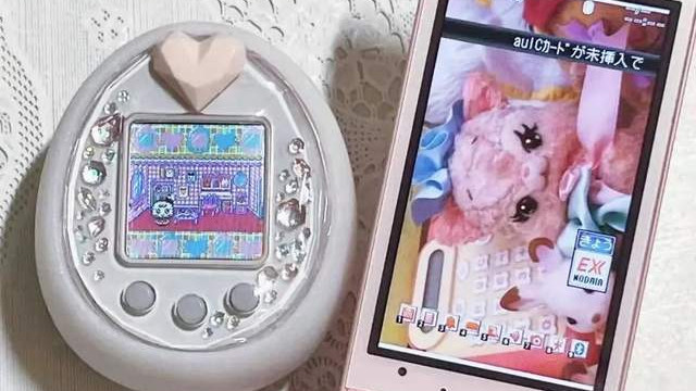 小红书|都2022年了，小红书上还有人在用翻盖手机？