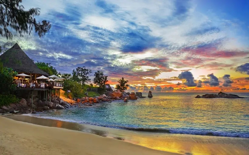 退休|塞舌尔：地球上最后的“伊甸园”，一个适合退休养老的天堂岛国