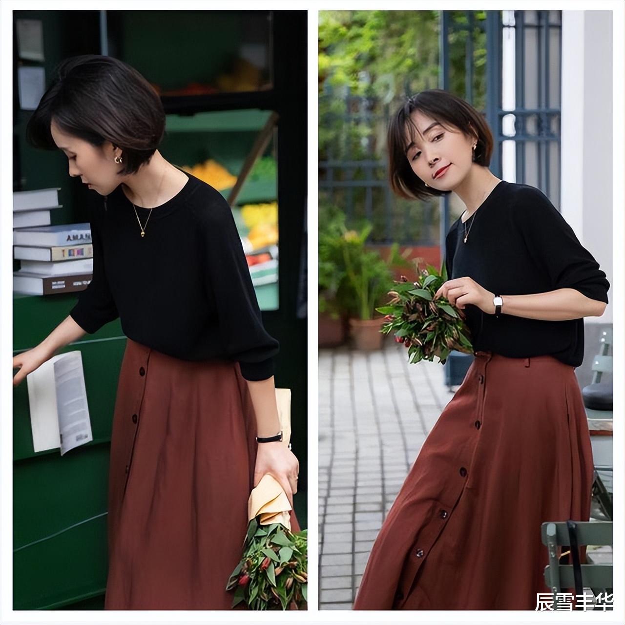 过了40岁的女人这样穿:天丝蝙蝠衫+半裙,美得细腻温婉且高级