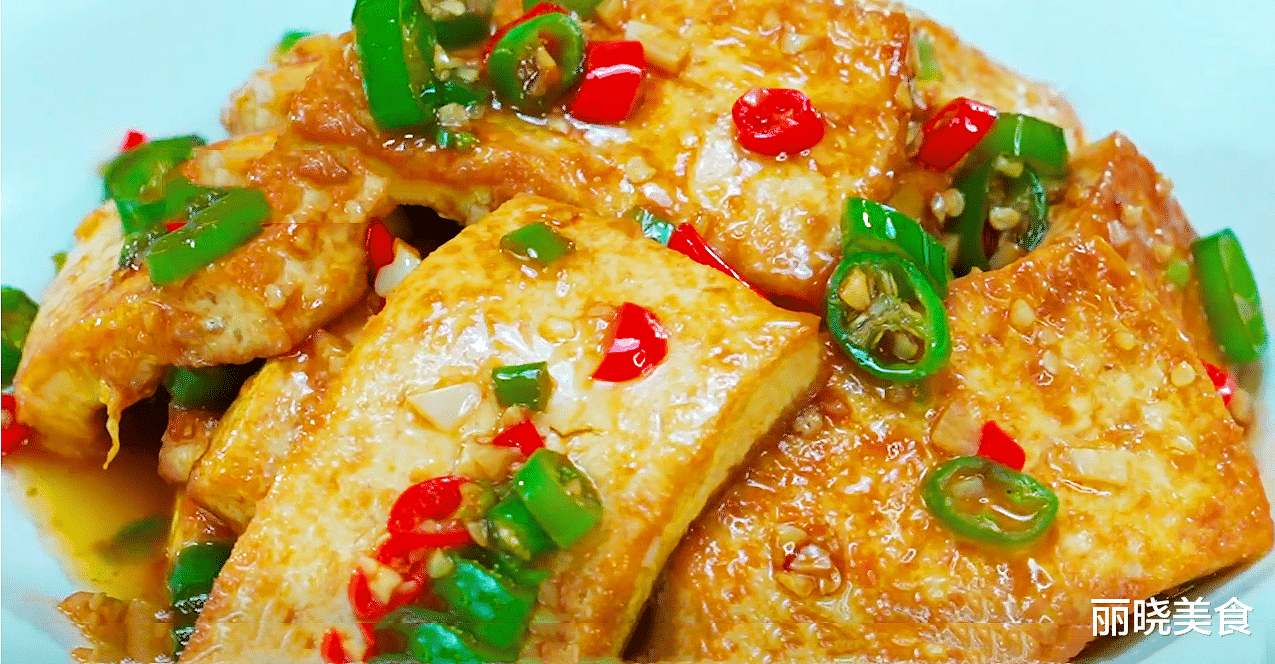 秋季干燥易上火，建议少吃丝瓜和羊肉，常吃8样，滋阴敛阳不上火