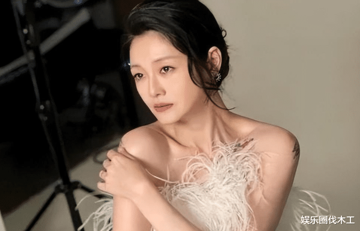 大S|具俊晔患病实锤！大S深夜换吻娃头像救口碑，广告牌被撤代言遭换