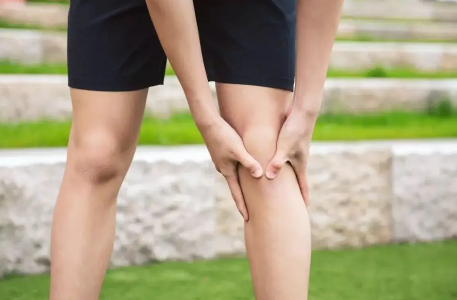 枸杞|为什么在跳操、蹲起的时候膝盖总是咔咔响?