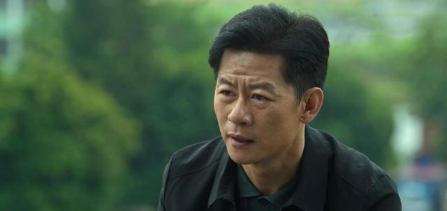 李响|《狂飙》牺牲职业生涯揭露赵立冬的李响:他扭曲的正义感太心酸了