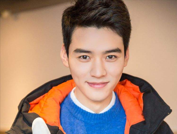 龚俊|龚俊团队不如粉丝给力，面对突如其来的舆情压力，被打得措手不及