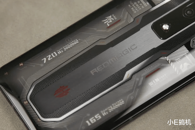 Google|手游玩家暑期换新机怎么选？深度分析两款骁龙8+游戏旗舰新品