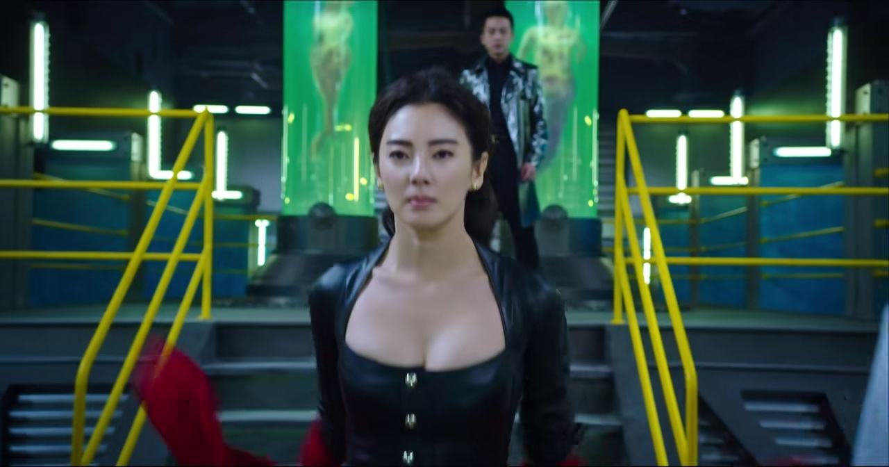 美人鱼2|春节档大片正在“厮杀”，《美人鱼2》迎来消息，积压4年有原因