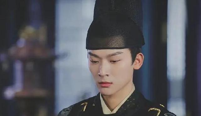 杨紫|杨紫又带来一部仙侠剧，男主角比她小2岁，网友：又是热剧预定