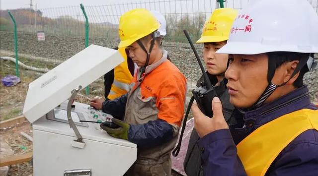 大学生|中铁职员深陷“离职潮”，现在大学生怎么了？辛苦上岸却又离开