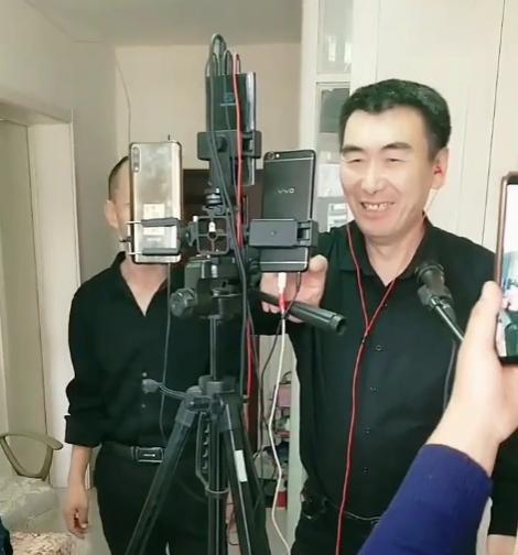 李玉成净身出户,账号被夺走,85岁马玉琴身边多了个“外甥女”