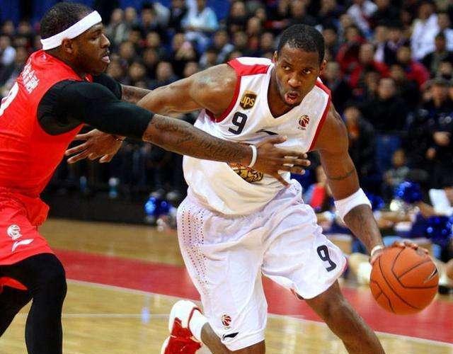麦迪|麦迪：中国球员不要和美国球员比天赋，但CBA有两点比NBA强