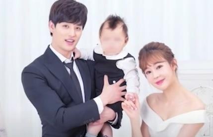 |Eli和池妍秀，爱豆与车模相差11岁的姐弟恋，隐婚生子终走到离婚