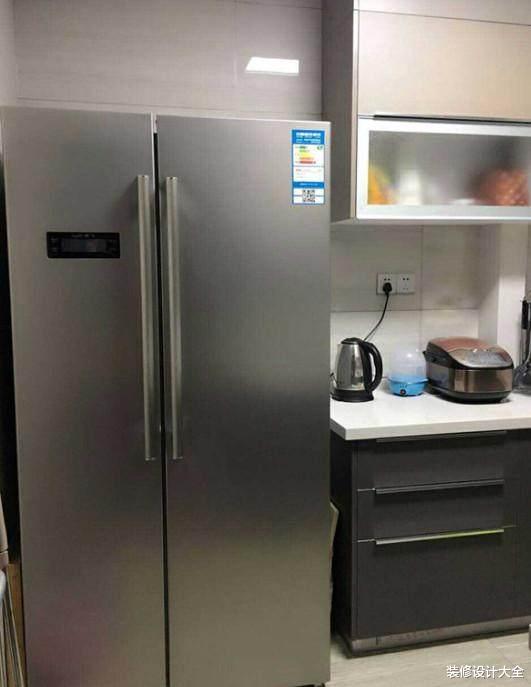 媳妇装110平新房,进门一片绿,看到卧室背景墙差点没晕过去!