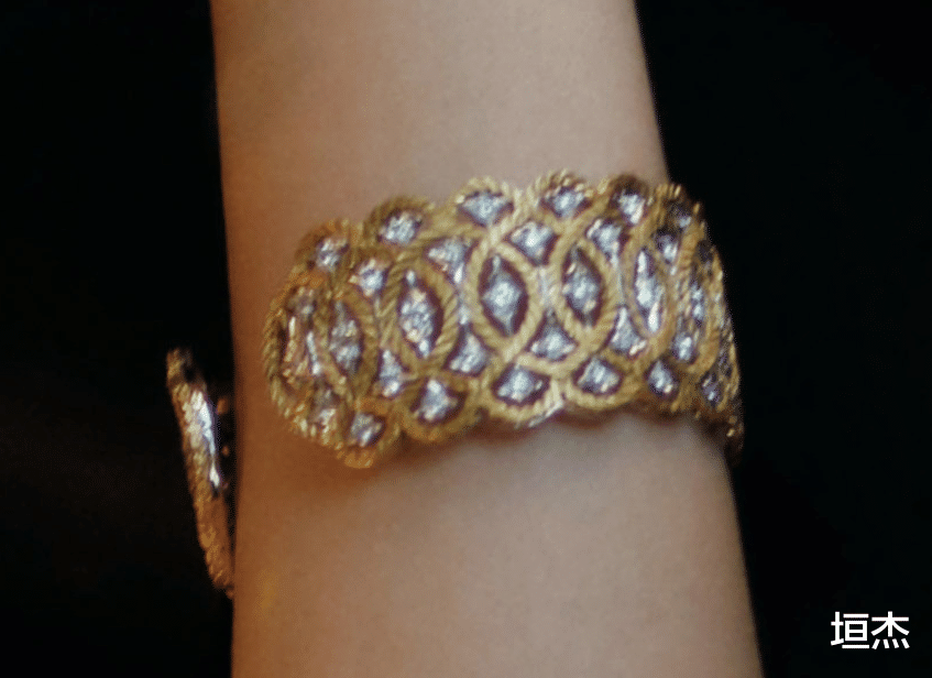 郁可唯|又是红毯!蒋勤勤作风大改,郁可唯脚指甲是败笔,倪妮艳压群芳