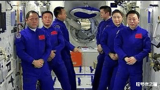 神舟十四航天员回到地面需要多久才能恢复正常生活状态?