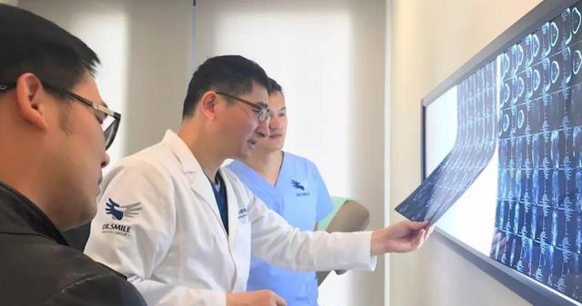 医生|“理想型”男友职业排行榜，医生成了香饽饽，警察未入前五名！