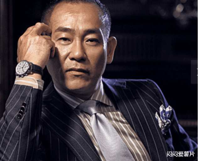 林保怡|大红大紫15年，却连一套房也买不起，如今56岁女朋友都没有！