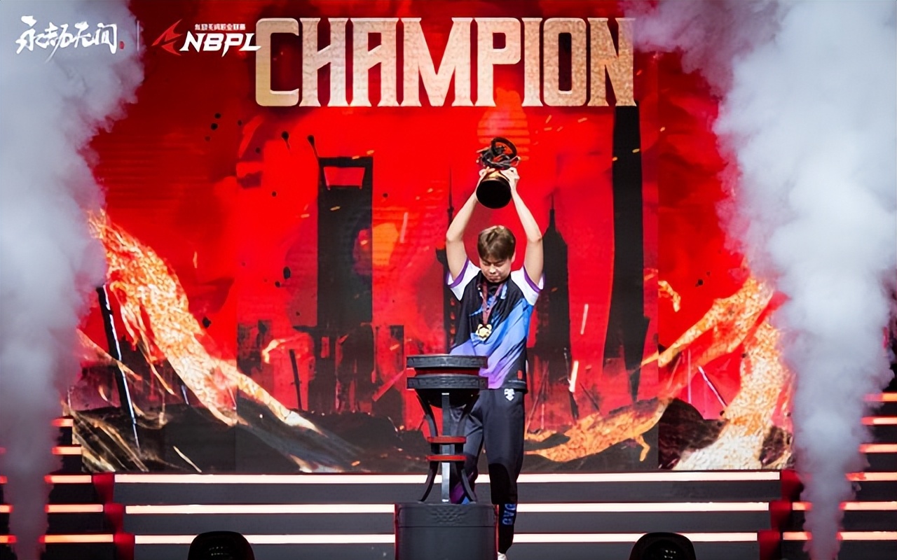 零售业|GYG、独白——这么多人打职业,为什么不可以我是第一?