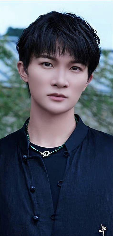 周深|不太会唱歌的周深，再听一遍他的歌会怎样？