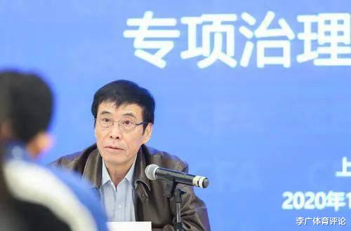 中国足球|武汉长江选择躺平并劝球员降薪，中国足球为何奇葩朵朵