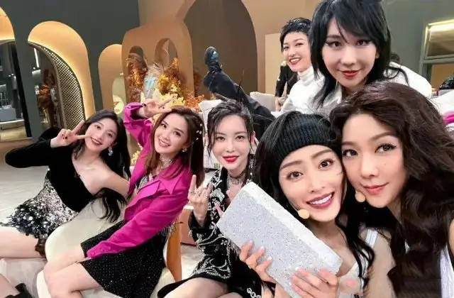 姐姐|《浪姐3》姐姐晒聚餐照被发现有烟,结果官博直接沦陷