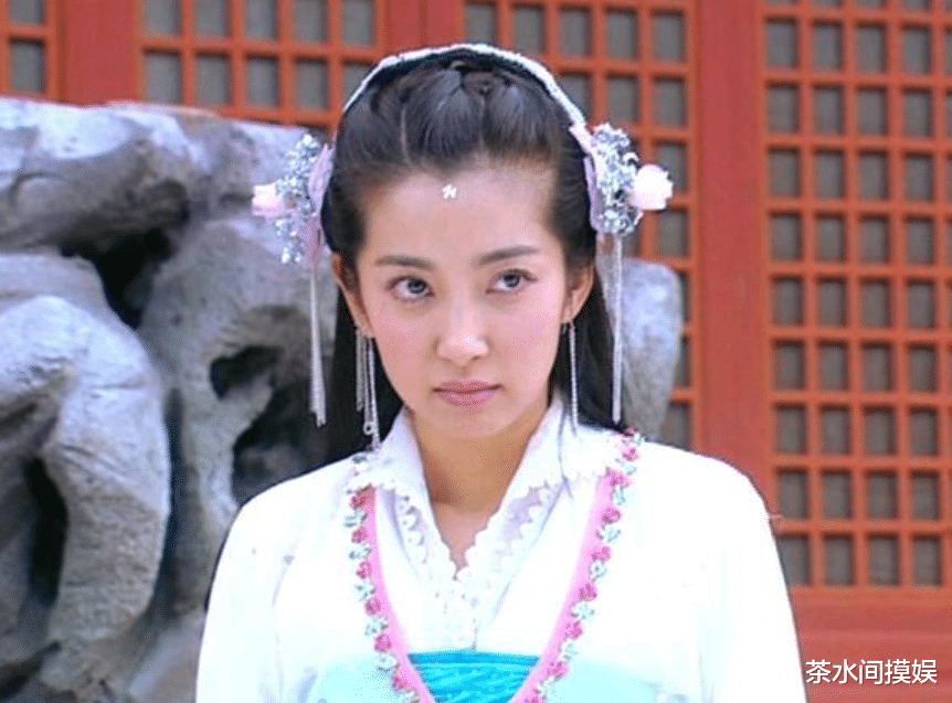 吴京|同样是演狐狸,刘诗诗像花妖,李冰冰造型老气,周迅的最真实