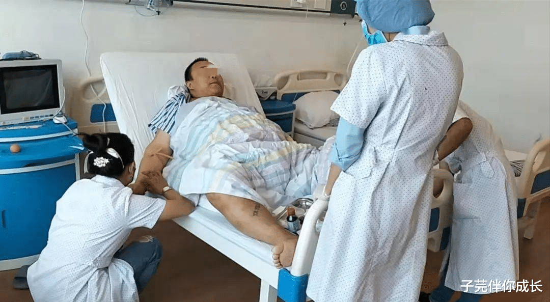 高发|网红李赛高发视频澄清,表示自己还是学生,网友:不信你就对了