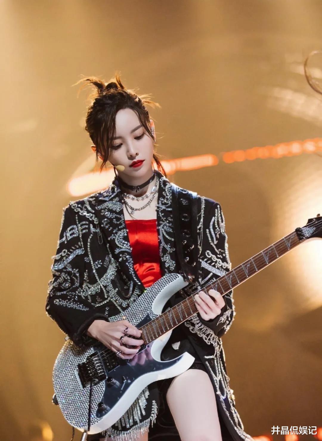 于文文|《前任三》女一于文文颜值高才华横溢,为什么一直不温不火?