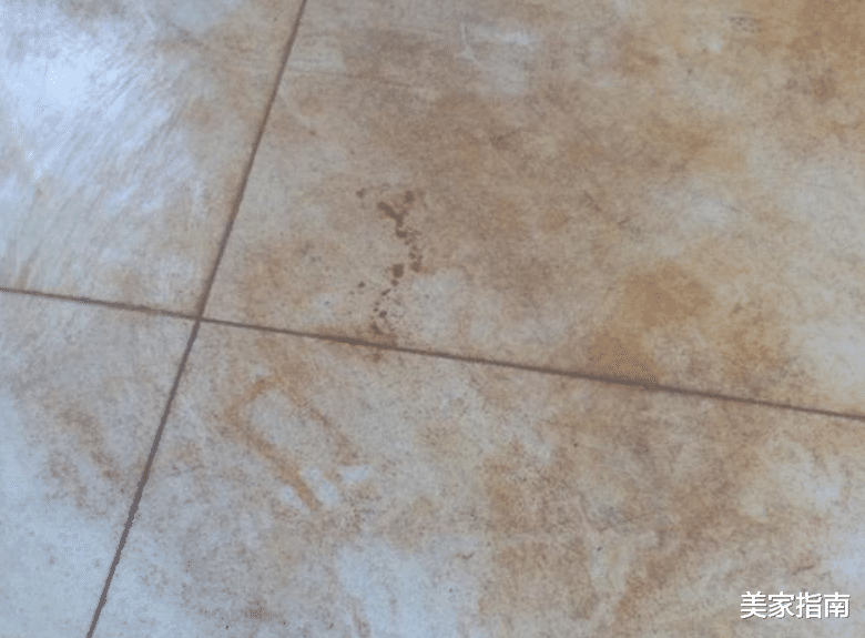 地板清洁片是智商税还是神器？拖过两回地后，来说一说真实的感受