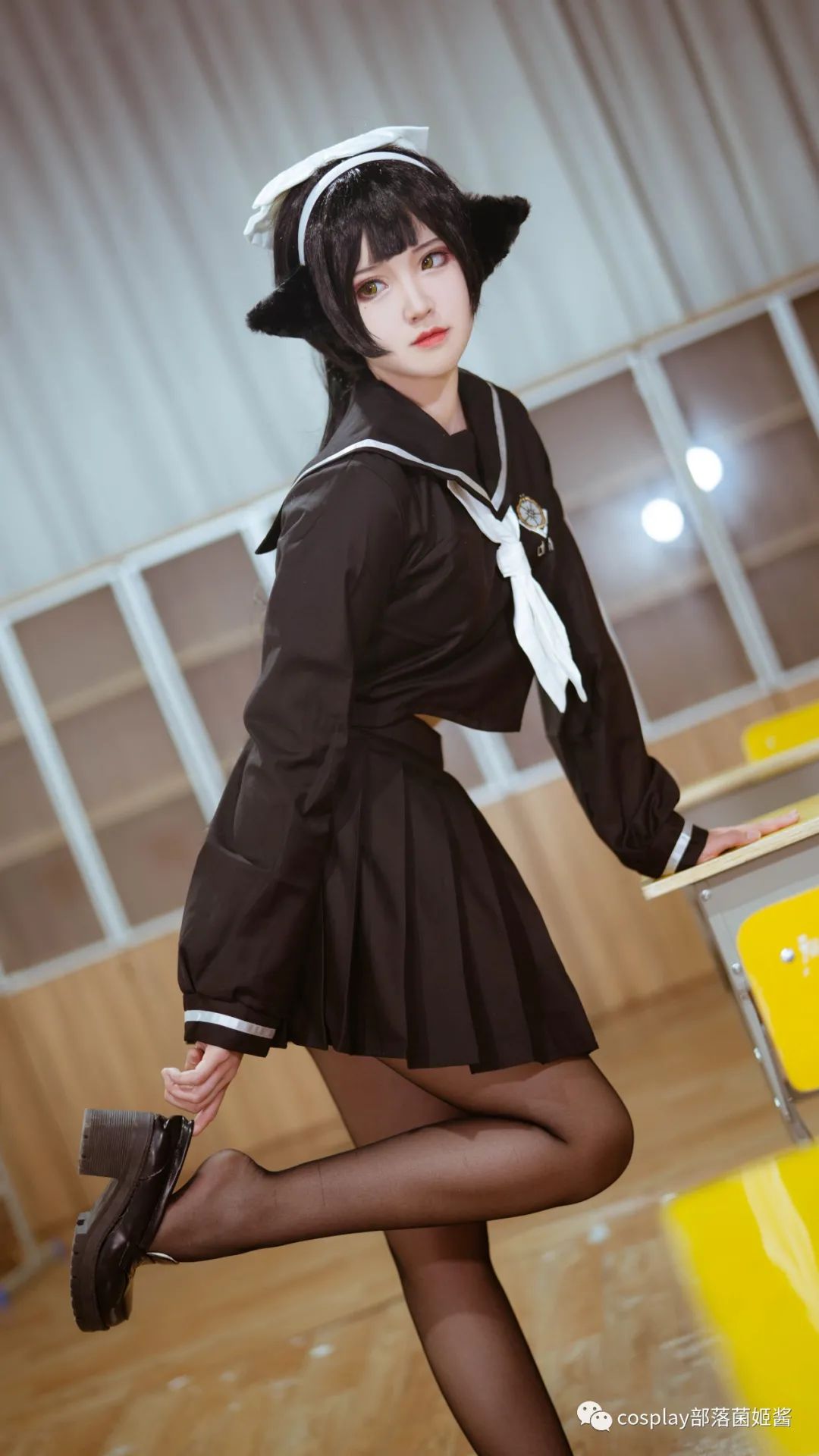 碧蓝航线|cos:碧蓝航线校园高雄獒cos正片@夏柠柠