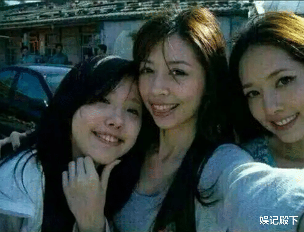 明星|让这些明星来告诉你,什么叫全家人的长相都给了一个人!