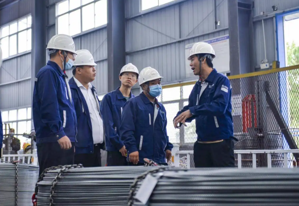 招聘|中铁三局招聘:身材要好,学历大专就行,官方回应难压网友怒气