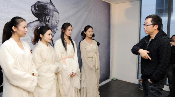 迪丽热巴|12年前这场海选怕是有毒？冠军沦为配角，被淘汰的个个成女主