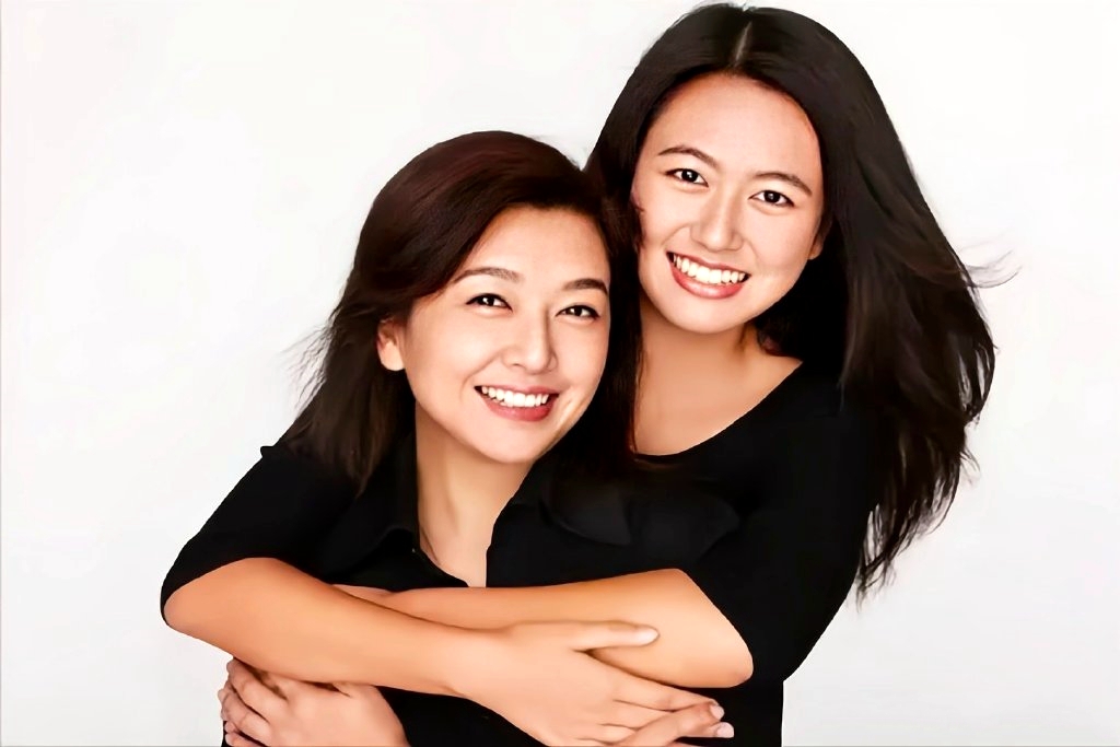 高曙光|星二代高亦心罕见出镜，身材高挑眉眼精致，爸爸是著名演员高曙光